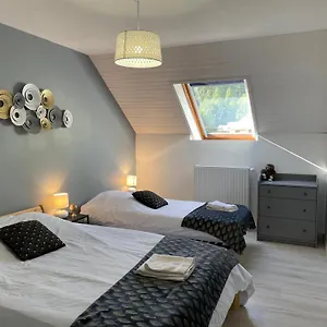 Maison L'aiguille - 2 Appartements, 5 Et Table D'hotes Au Pied De La Montagne A La Station De Apartment Laye